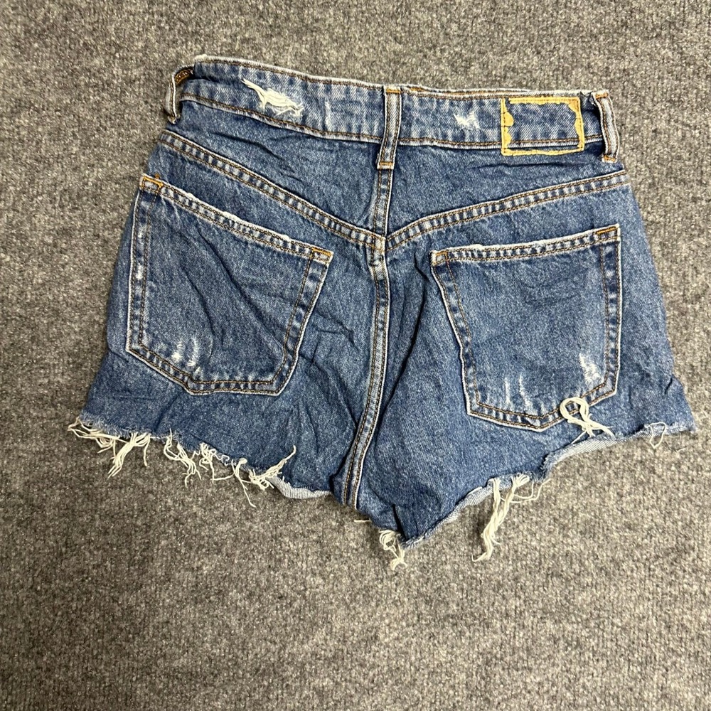 Bershka Shorts Womens Size 2 Blue High Waist Distressed Raw Hem Denim Cotton - Picture 8 of 9